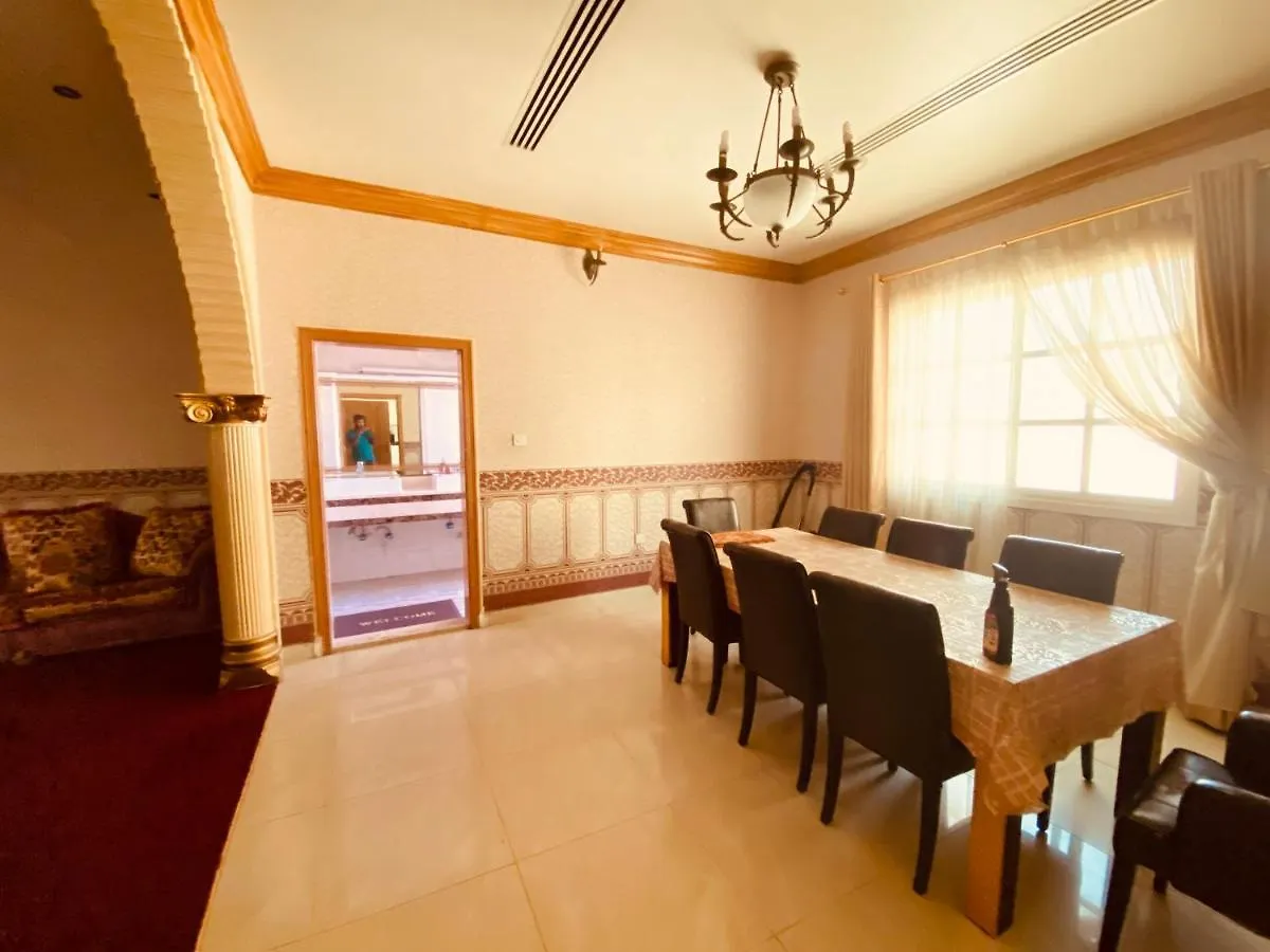 Private Cottage シャルジャ ヴィラ